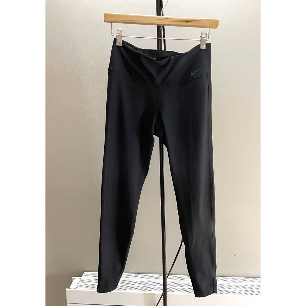 Nike Black Dri-Fit Mid-Rise Leggings